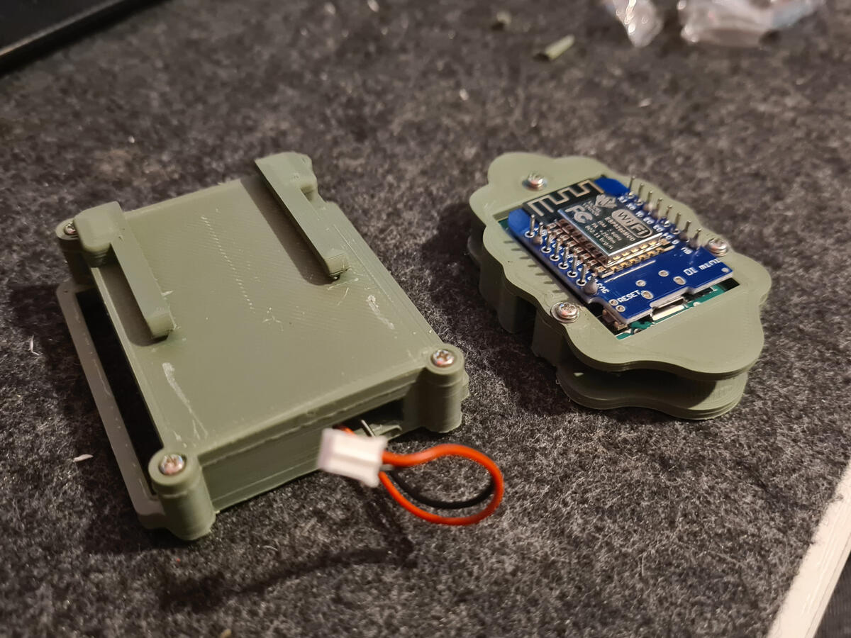 The tracker and battery separated